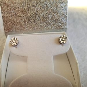 14k white gold diamond earrings 16G
